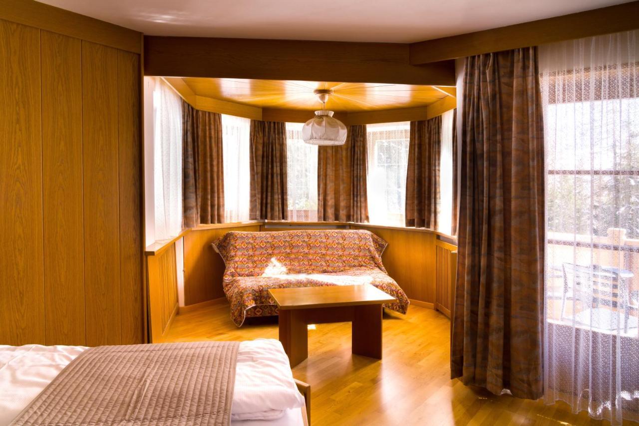 Hotel Villetta Maria Cottage Canazei Esterno foto