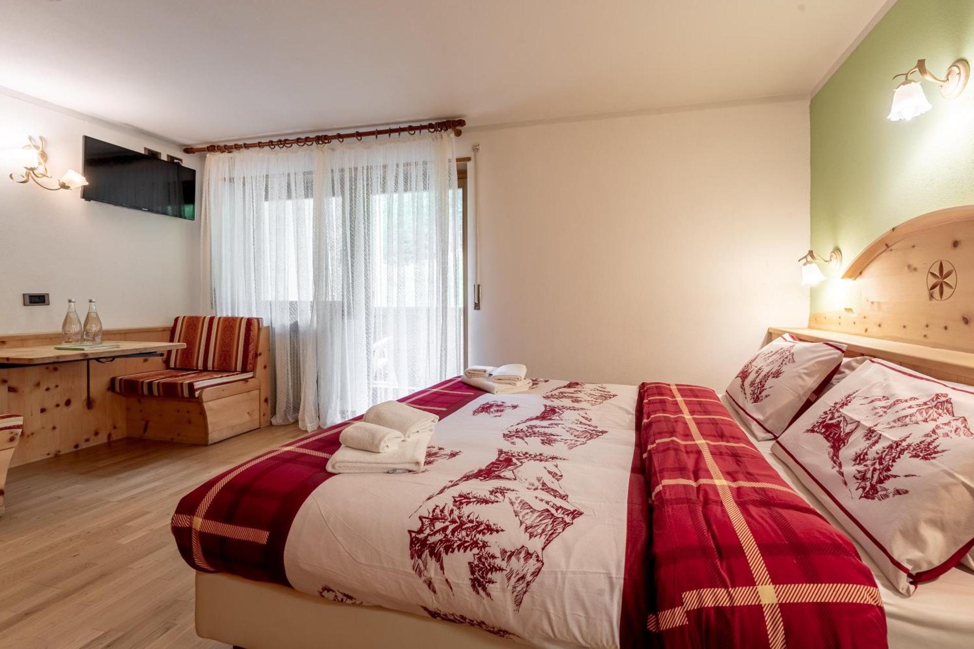 Hotel Villetta Maria Cottage Canazei Esterno foto