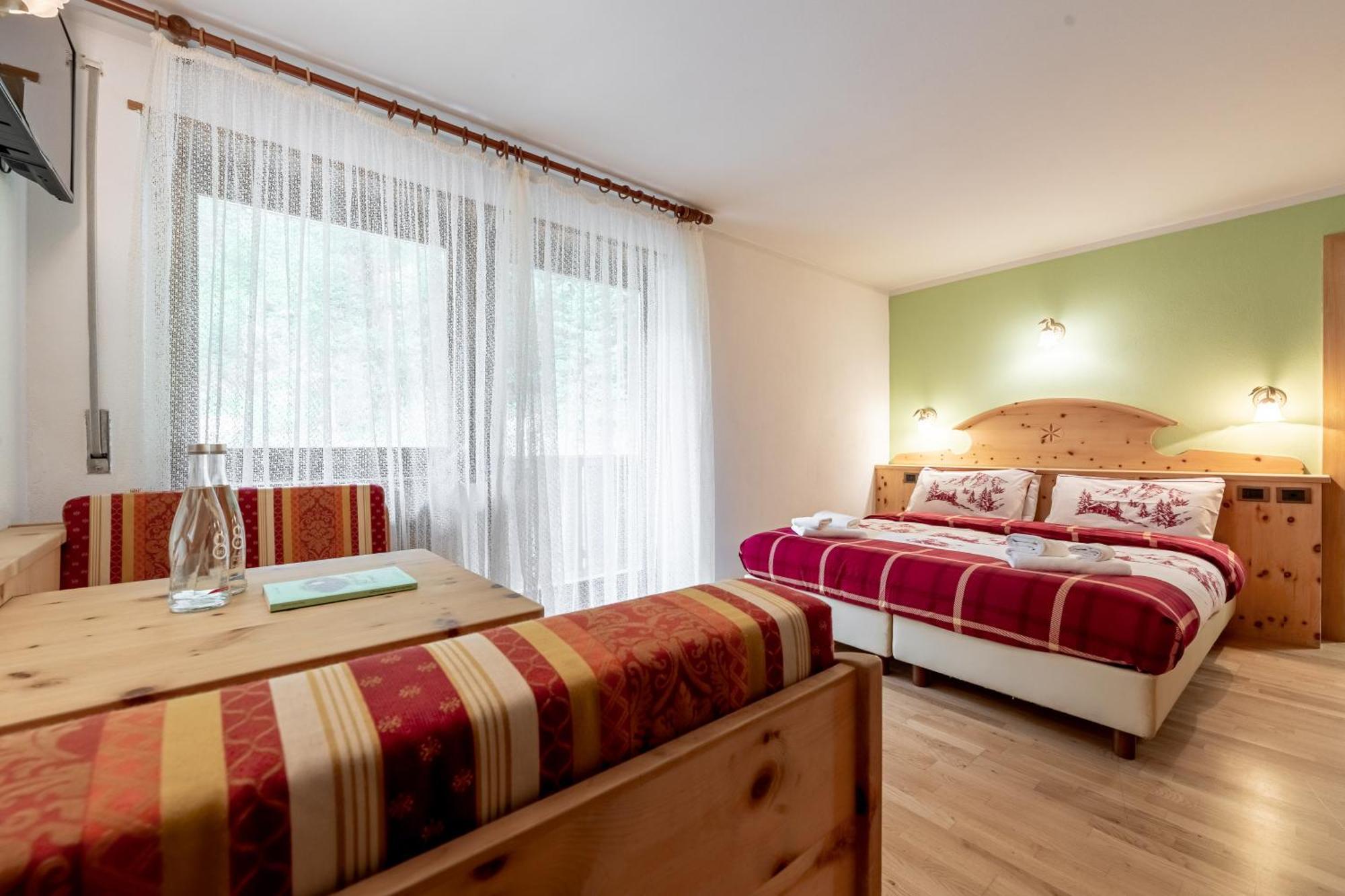Hotel Villetta Maria Cottage Canazei Esterno foto