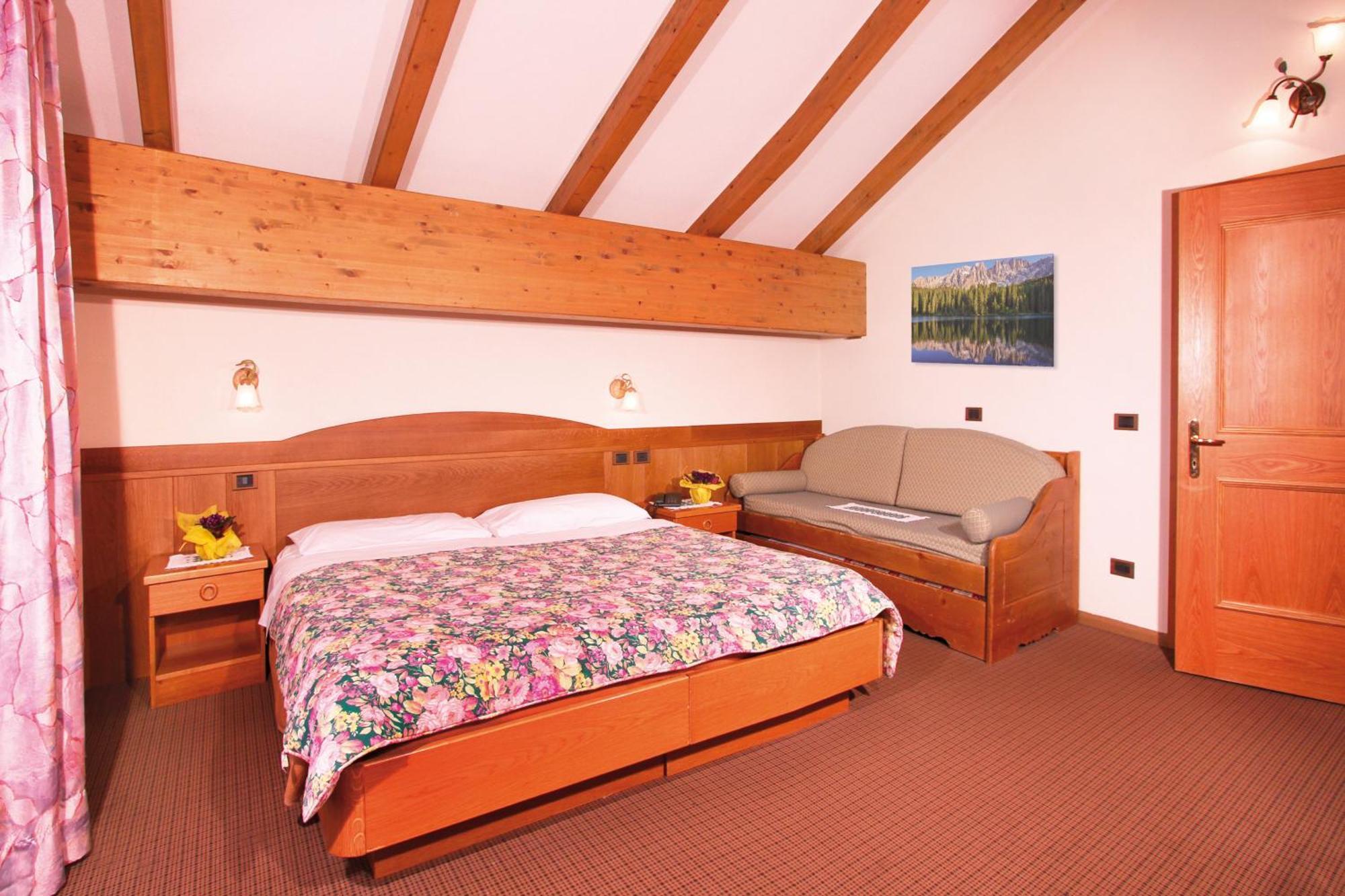 Hotel Villetta Maria Cottage Canazei Esterno foto