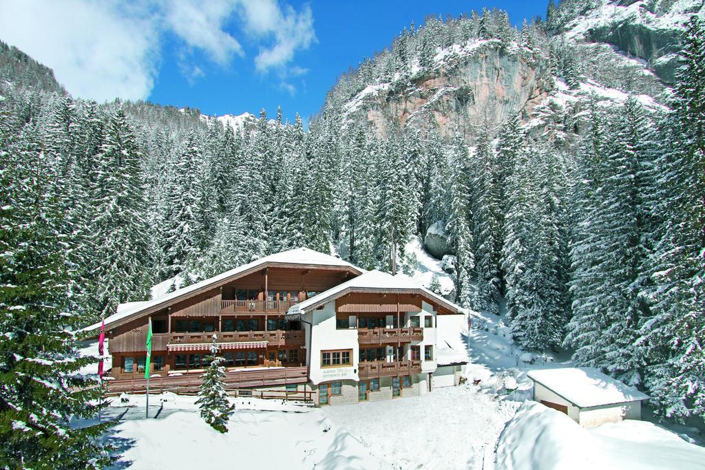 Hotel Villetta Maria Cottage Canazei Esterno foto